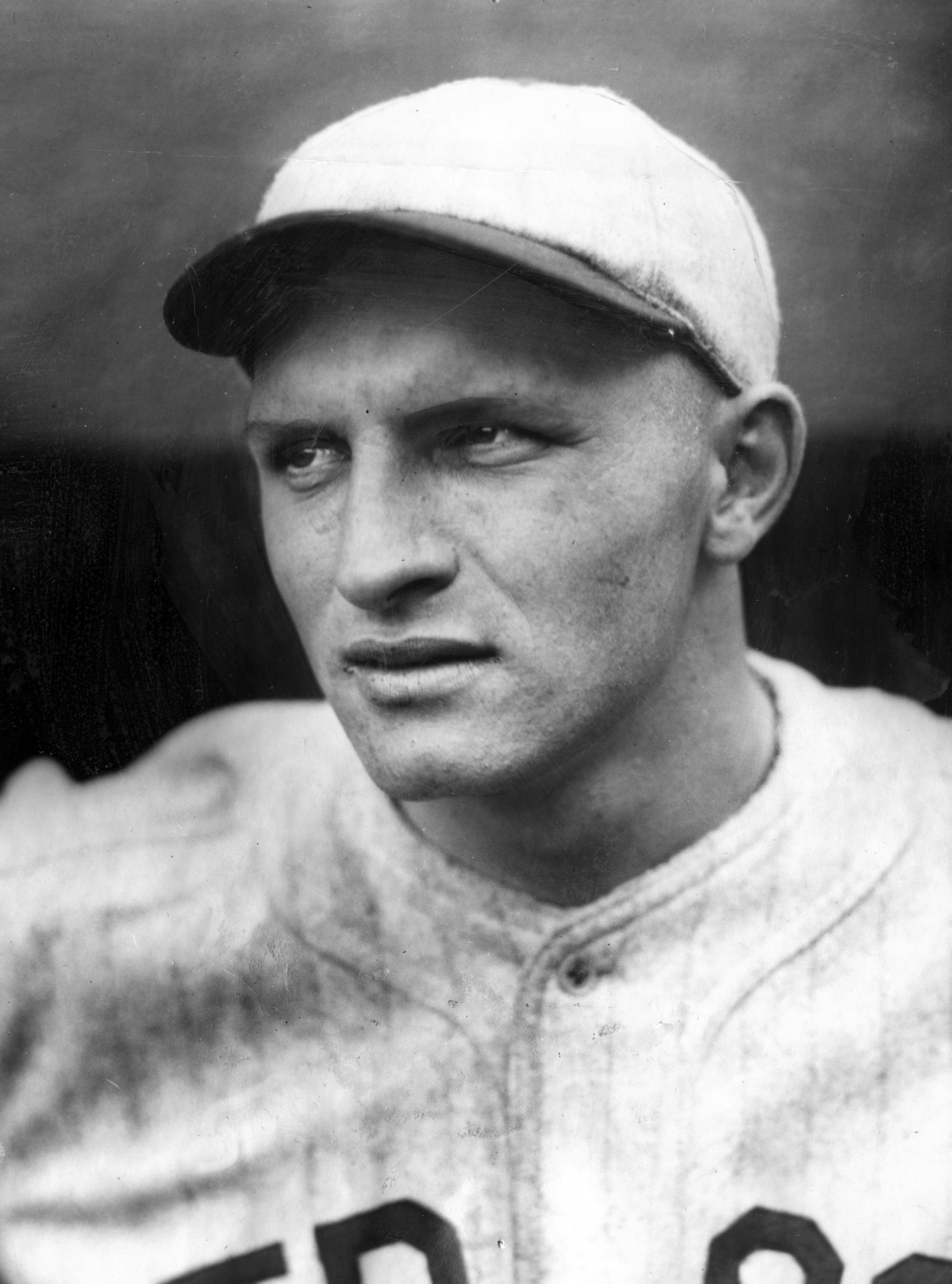 A fine defensive shortstop, helped the Tigers win the AL title in 1934 and the World Series in 1935.