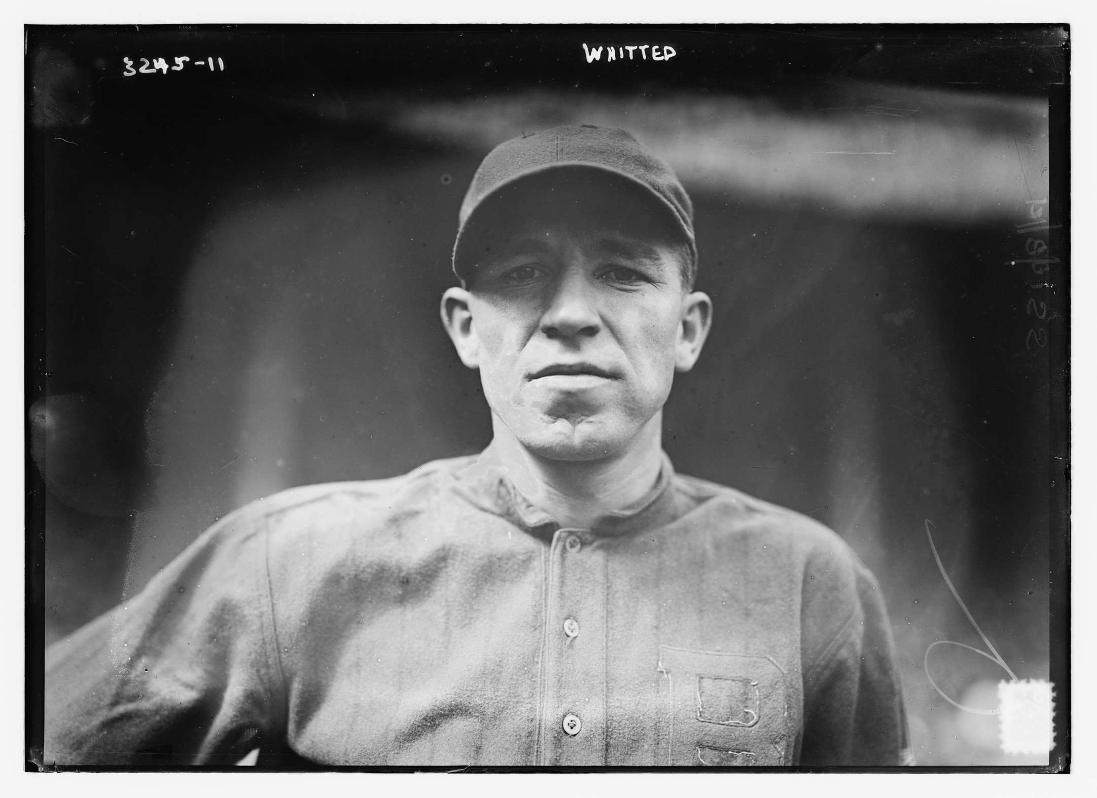 Right-handed hitting utilityman was acquired by Braves in June 1914. On the strength of 11 extra-base hits, a .293 batting average and 26 RBI in September and October, Whitted ended the season as a daily regular in George Stallings’s lineup.